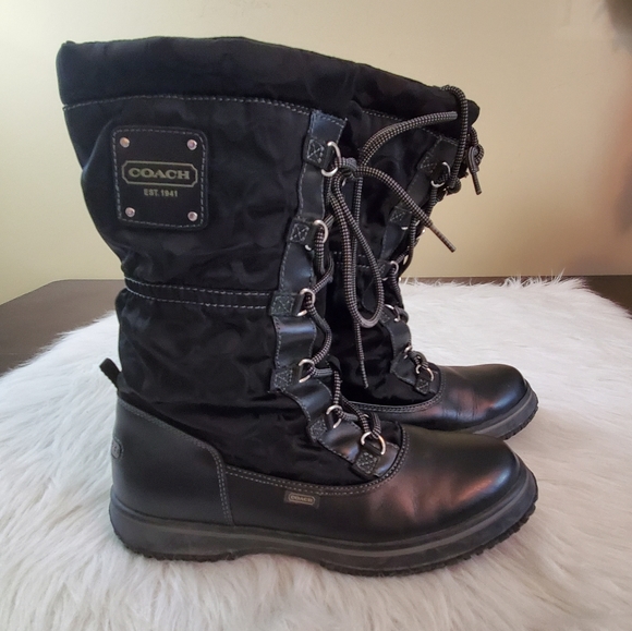 **Coach Shaine Sz 8 All Weather Lace Up Boots